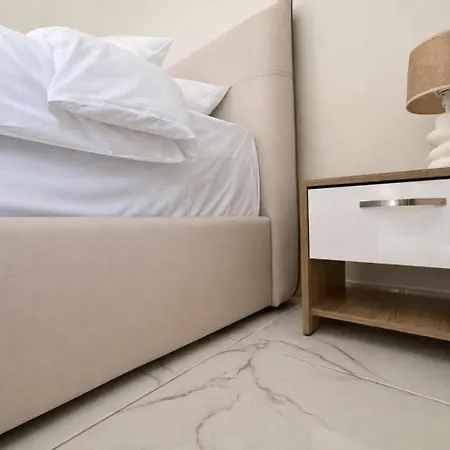 Elegant And Cozy Escape In Nikopoli *