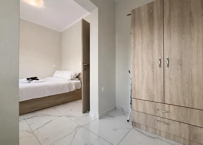 Elegant And Cozy Escape In Nikopoli *
